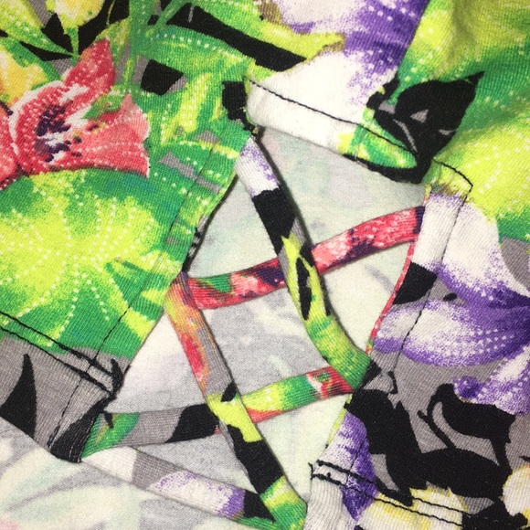 Material Girl Floral Skirt with slide detail - Picture 2 of 2